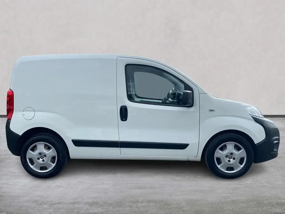 Used Fiat Fiorino S 80 HP (58 kW) 2022 White MPV