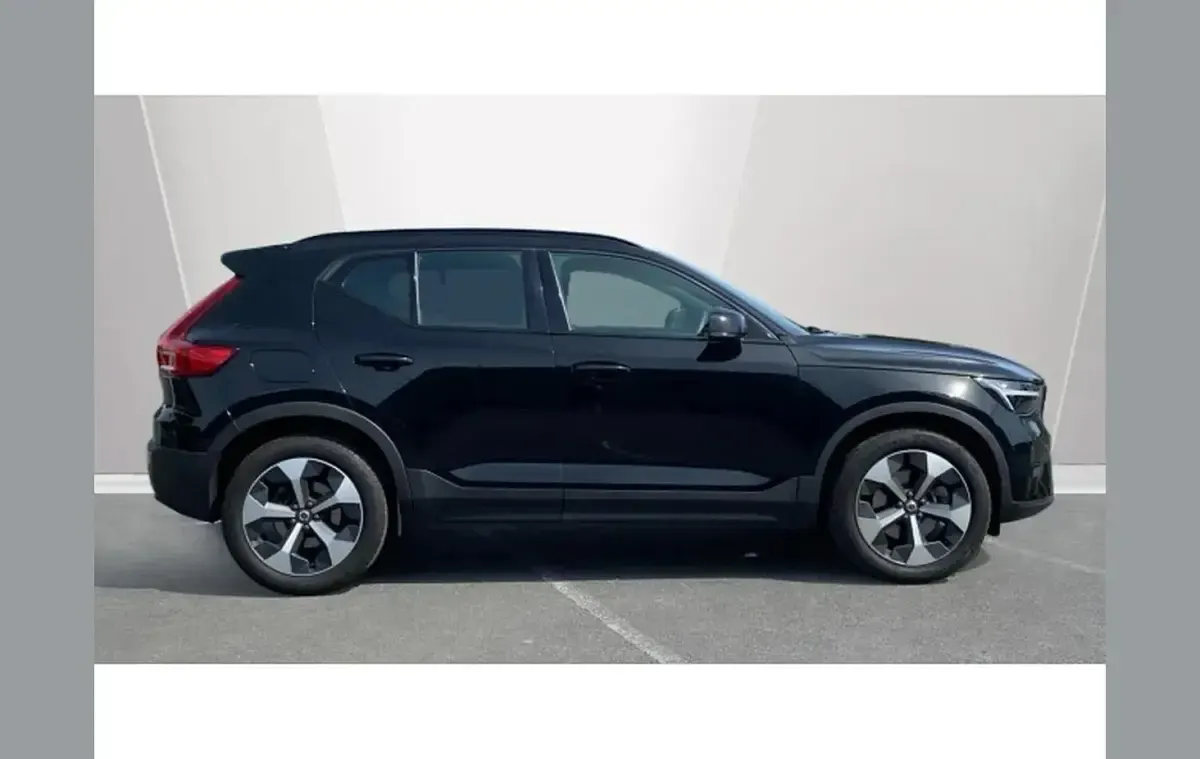Used Volvo XC40 Plus 163 HP (119 kW) 2025 Black SUV