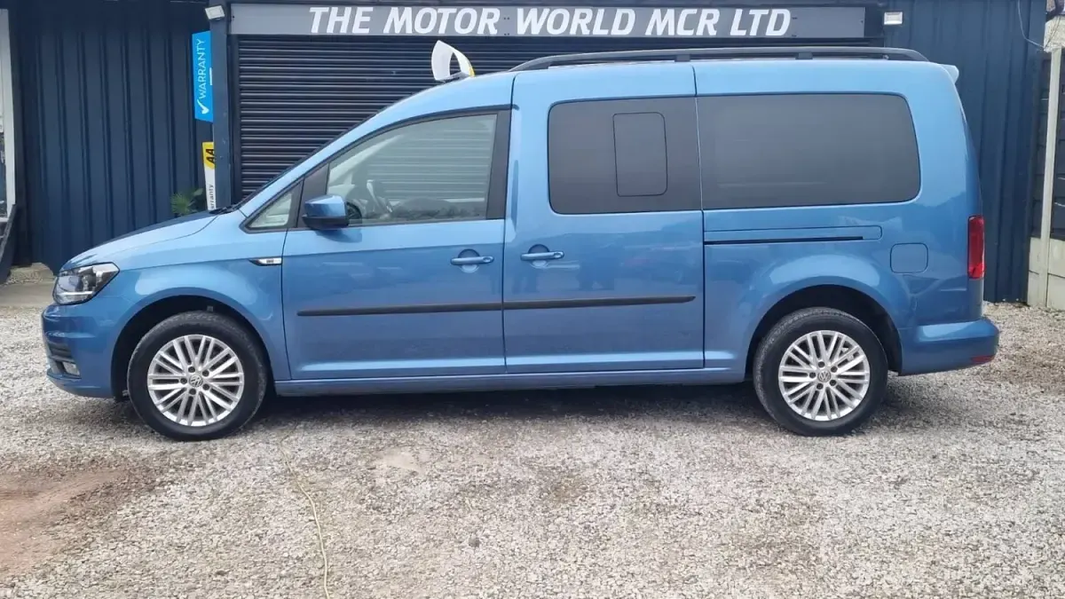 Used VW Caddy Life 2017 Blue MPV