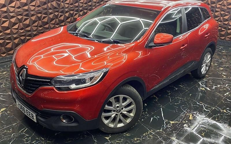 Used Renault Kadjar Dynamique 110 HP (80 kW) 2017 Red SUV