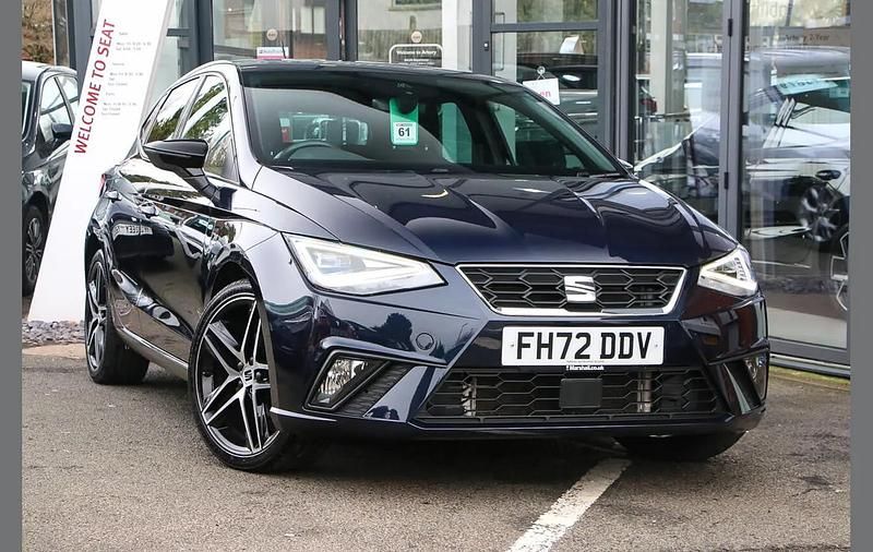 Used Seat Ibiza FR 108 HP (79 kW) 2023 Blue Hatchback