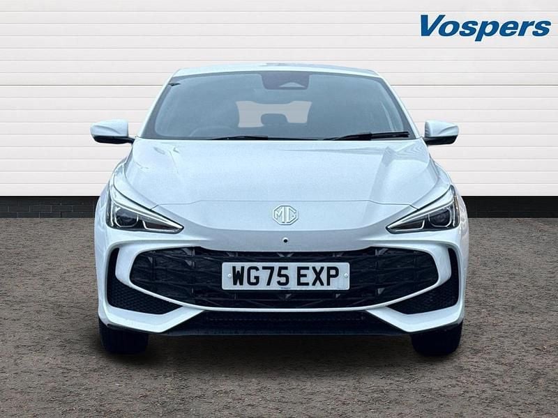 Used MG MG3 Trophy 194 HP (142 kW) 2025 White Hatchback