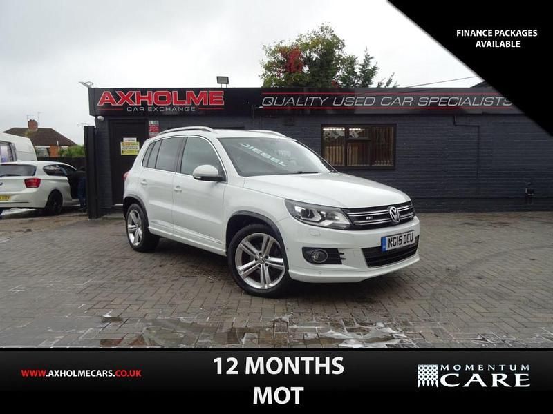 White Used 2015 VW Tiguan R-line SUV | £8,495 (Fair price) - Image 1/4