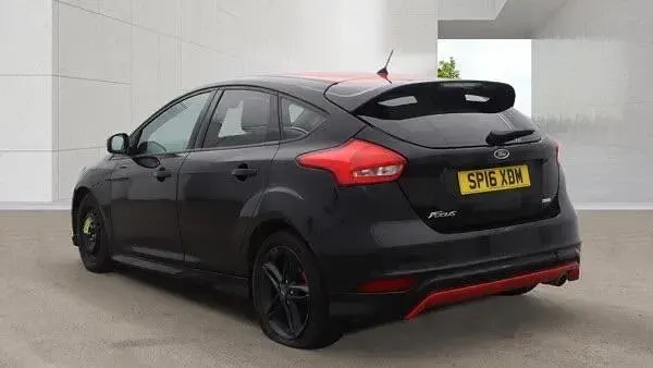 Used Ford Focus Zetec 2016 Black Hatchback