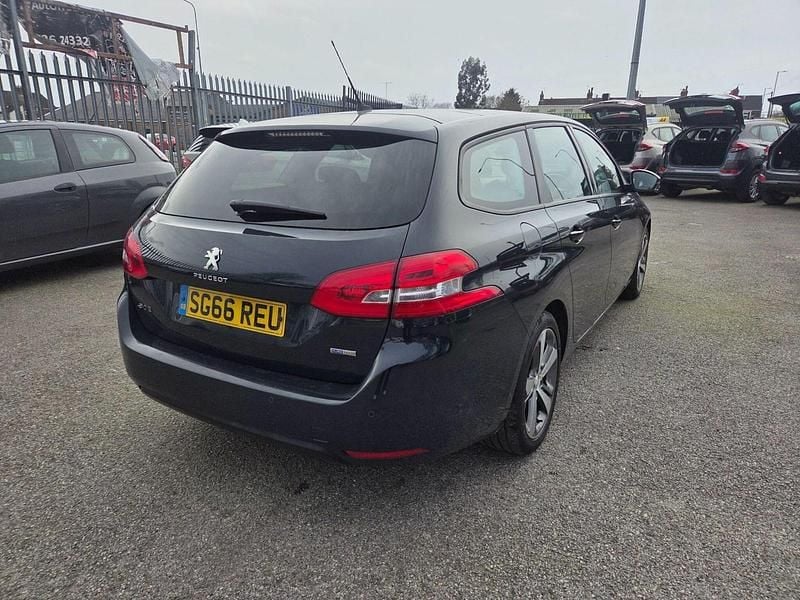Used Peugeot 308 SW Active 130 HP (95 kW) 2016 Grey Estate