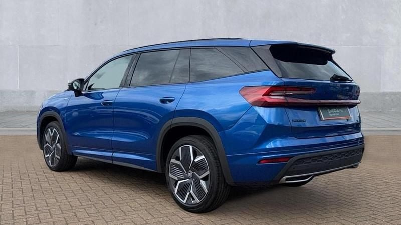 Used Skoda Kodiaq SportLine 193 HP (141 kW) 2025 Race blue SUV