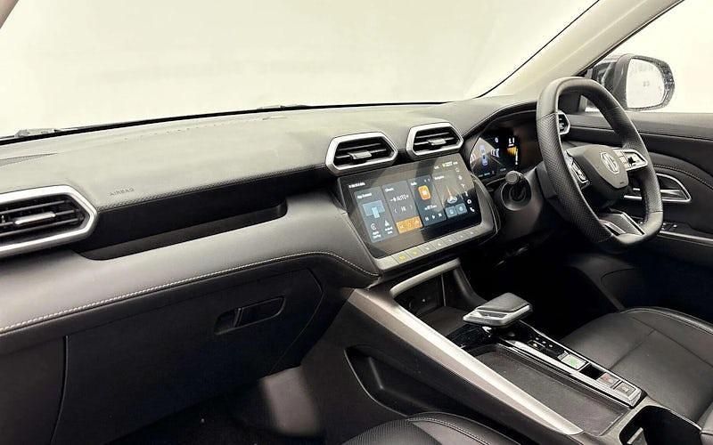 Used MG ZS Trophy 196 HP (144 kW) 2024 Black SUV