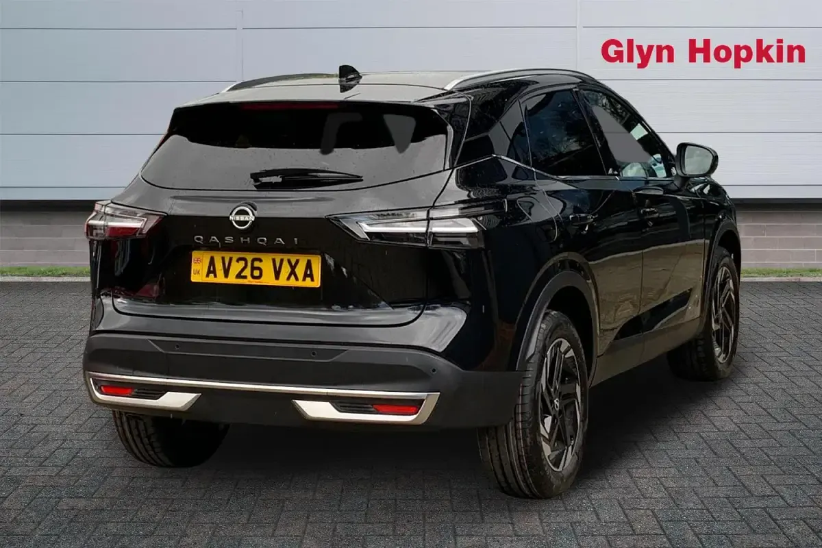 New Nissan Qashqai N-Connecta 140 HP (102 kW) 2026 Black SUV