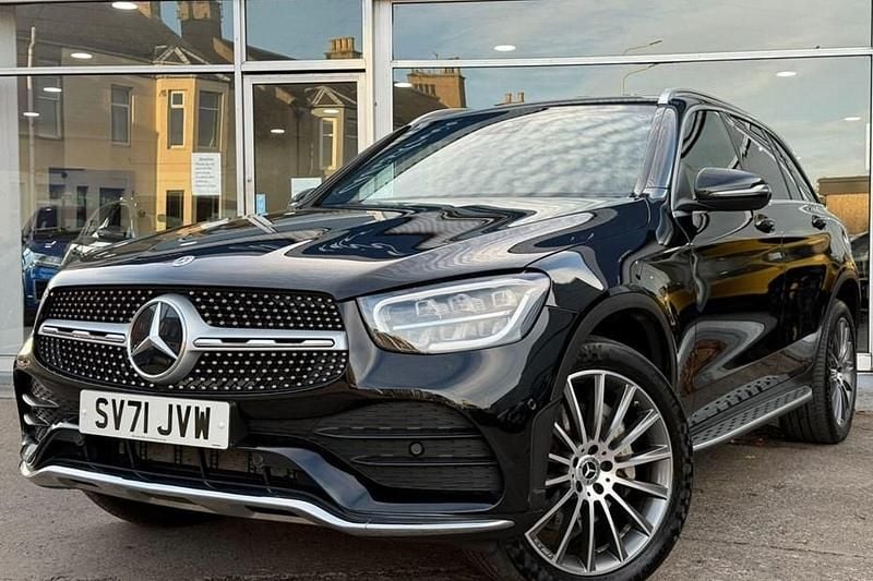 Used Mercedes GLC300 AMG Line Premium 2021