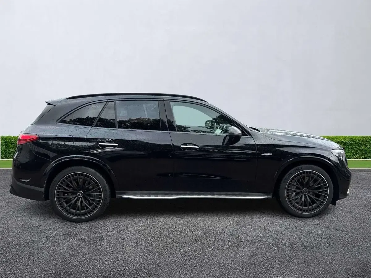 Used Mercedes GLC43 AMG Premium Plus 415 HP (305 kW) 2025 Black SUV