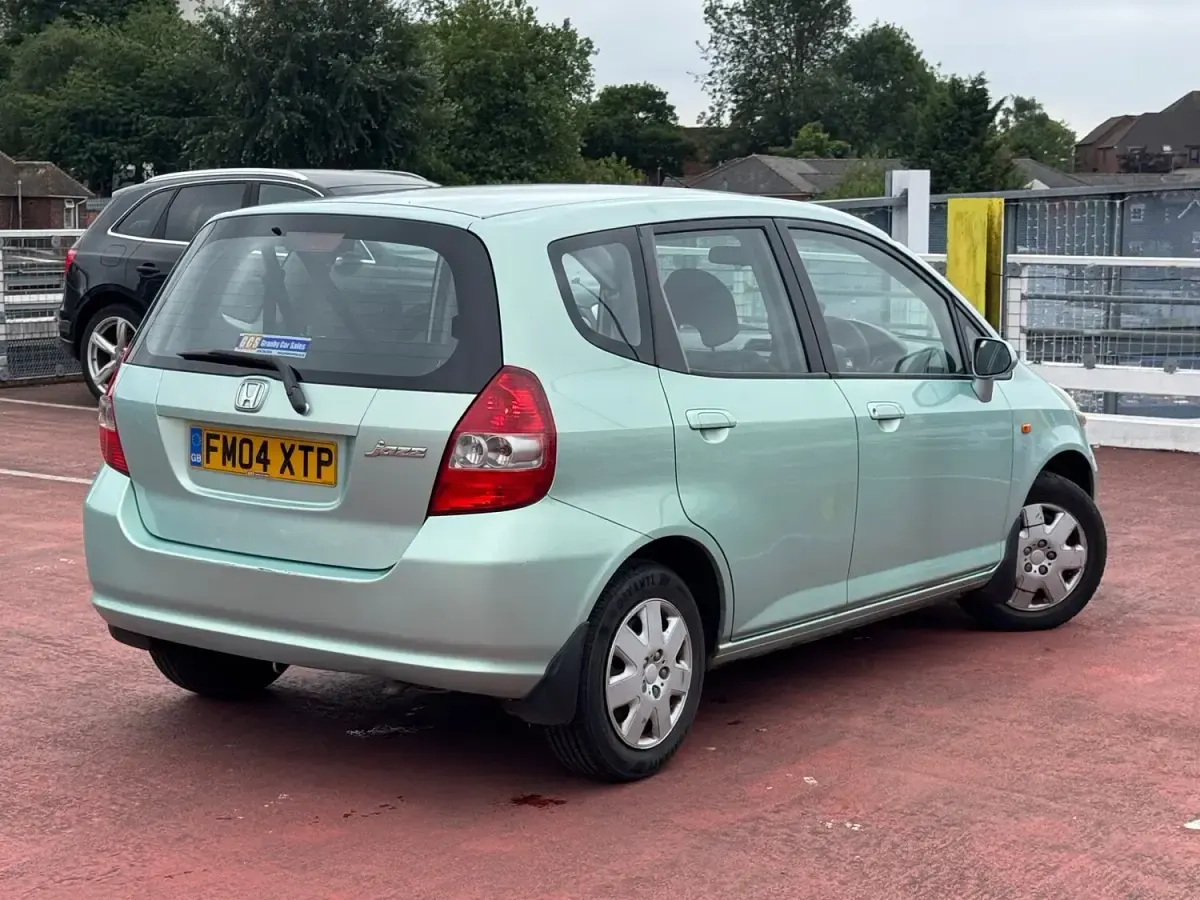Used Honda Jazz SE 83 HP (61 kW) 2004 Green Hatchback