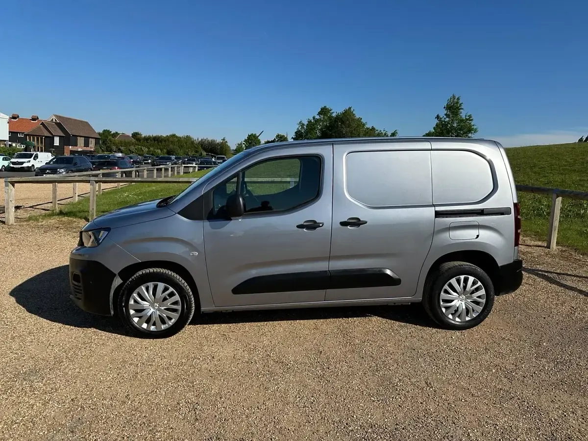 Used Peugeot Partner S 2021 Grey MPV