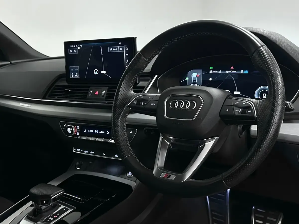 Used Audi Q5 S-Line 204 HP (150 kW) 2023 Grey SUV