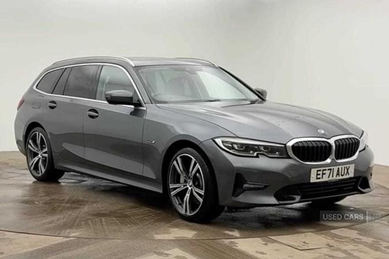 Used BMW 330e Sport Line 288 HP (211 kW) 2022