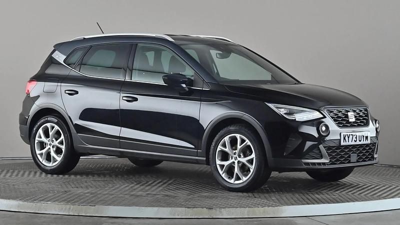 Used Seat Arona FR 110 HP (80 kW) 2023 Black SUV