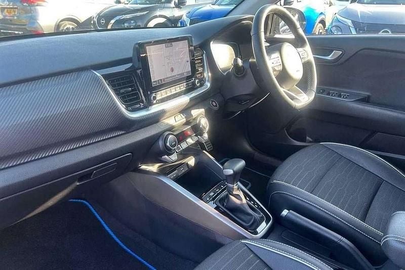 Used Kia Stonic GT-Line S 98 HP (72 kW) 2024 Blue SUV