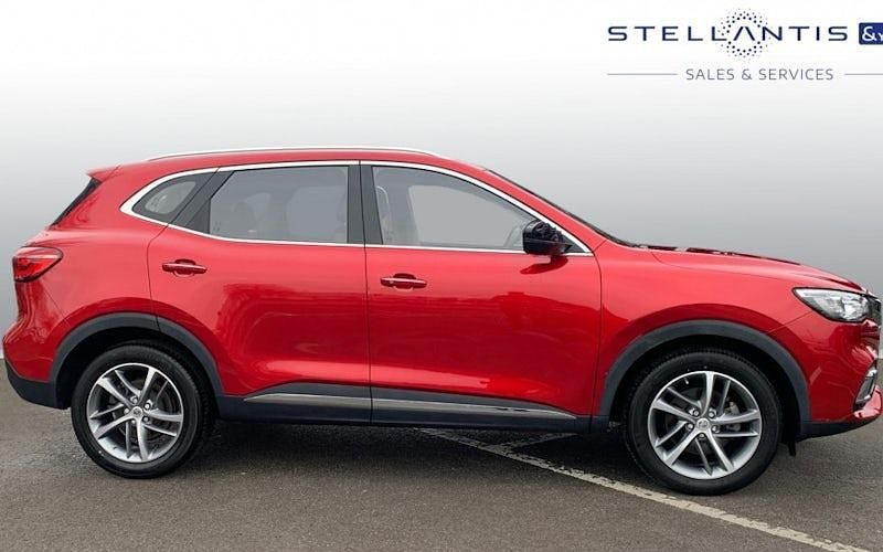 Used MG HS Excite 162 HP (119 kW) 2022 Red SUV