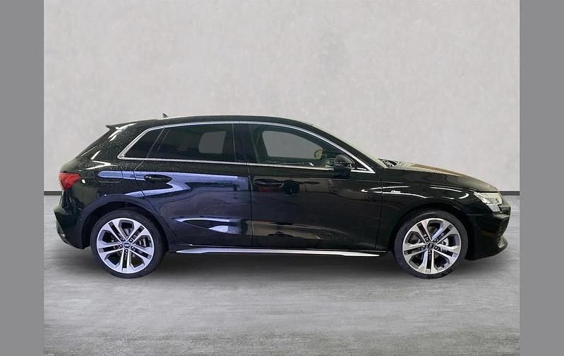 Used Audi A3 e-tron S-Line 200 HP (147 kW) 2026 Black Hatchback