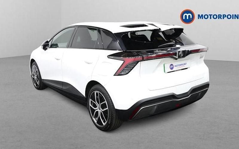 Used MG MG4 EV Trophy 319 kW (435 HP) 2024 White Hatchback