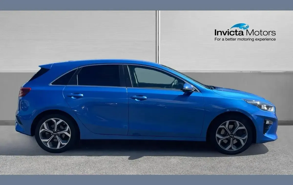 Used Kia Ceed 138 HP (101 kW) 2019 Blue Hatchback