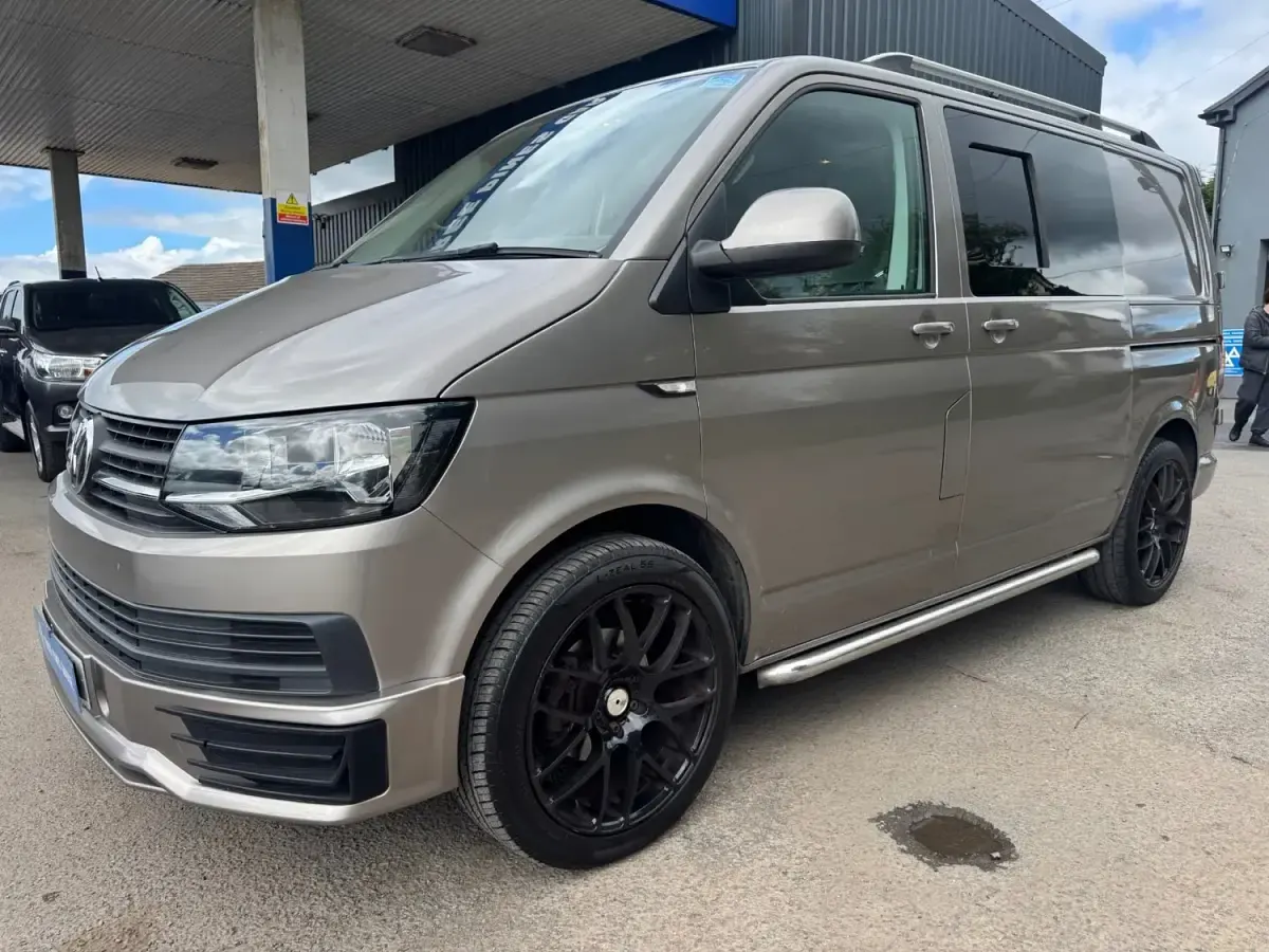 Usado VW Transporter Trendline 2017 Bege Van