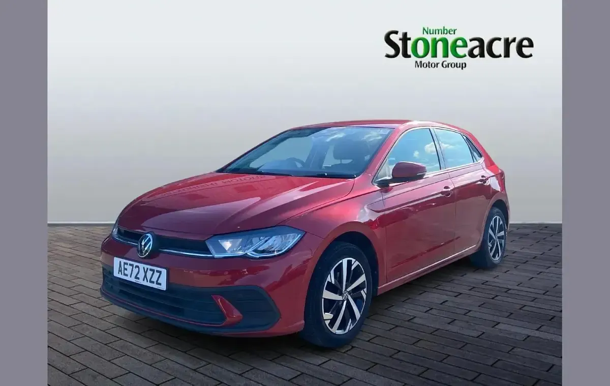 Used VW Polo Life 95 HP (69 kW) 2022 Red Hatchback
