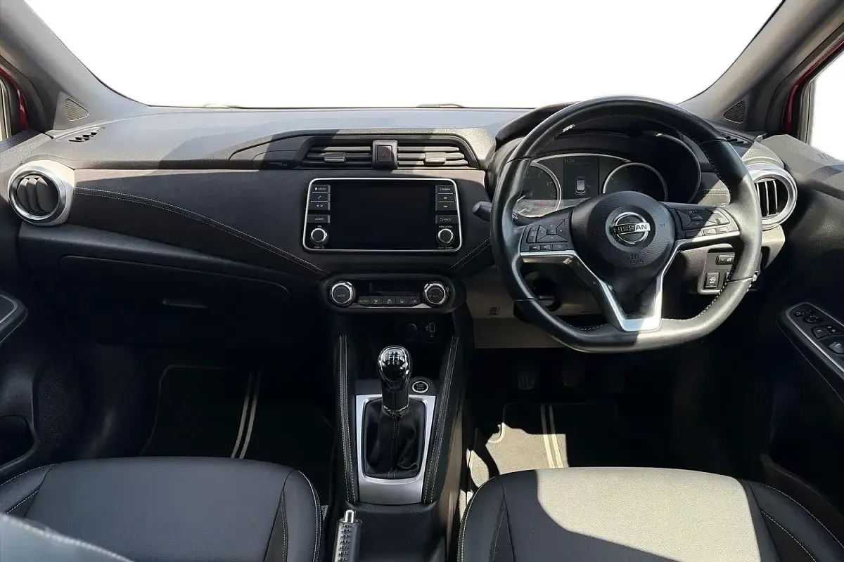Used Nissan Micra S 100 HP (73 kW) 2019 Red Hatchback