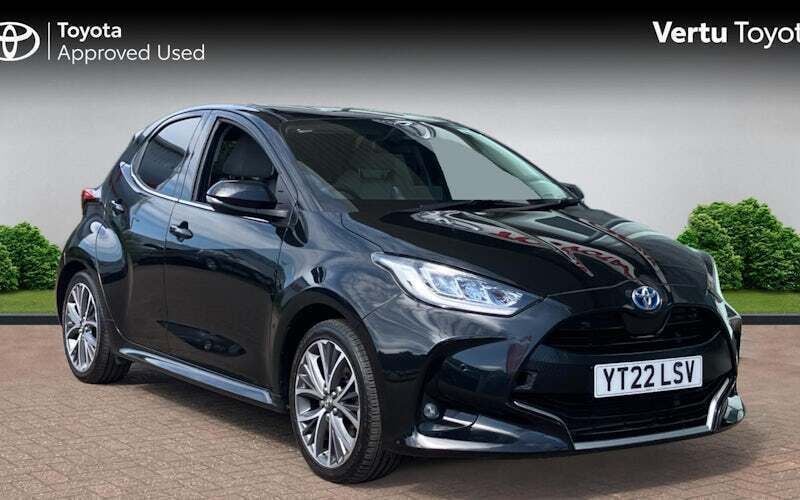 Used 2024 Toyota Yaris Hybrid Hatchback | £16,988 (Fair price) - Image 1/4