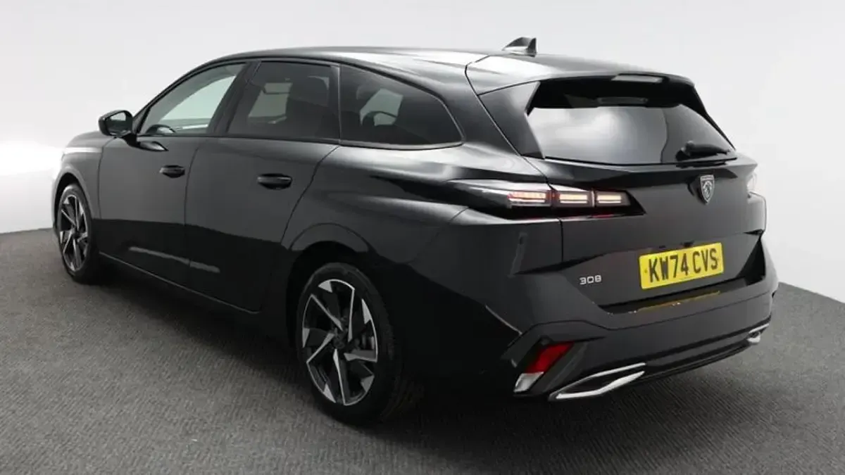 Used Peugeot 308 SW Allure 129 HP (94 kW) 2024 Black Estate