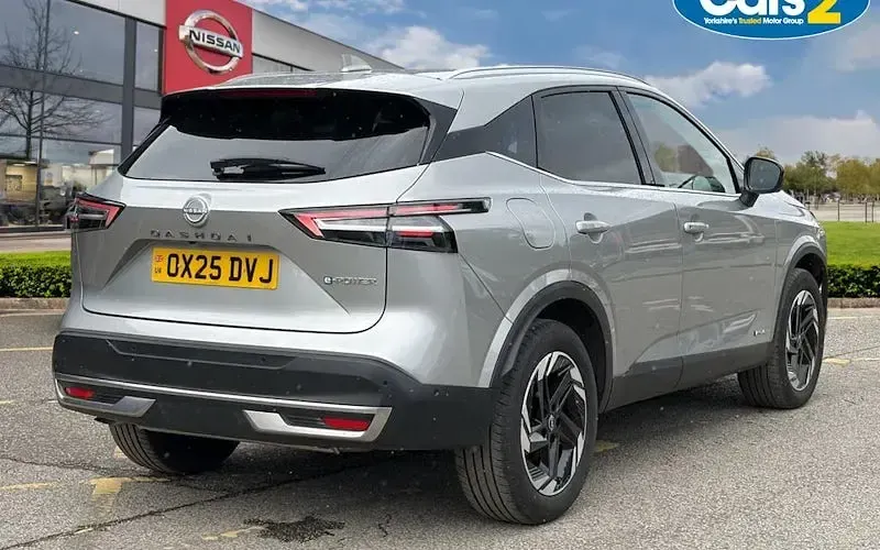 Used Nissan Qashqai N-Connecta 190 HP (139 kW) 2025 Silver SUV