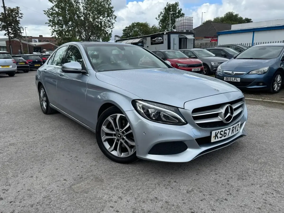 Used Mercedes C220 Premium 170 HP (125 kW) 2017 Silver Sedan