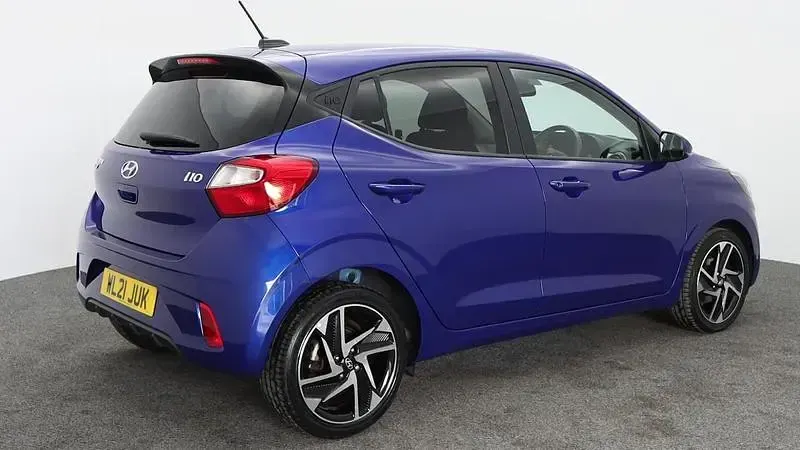 Used Hyundai i10 Premium 84 HP (61 kW) 2021 Blue Hatchback