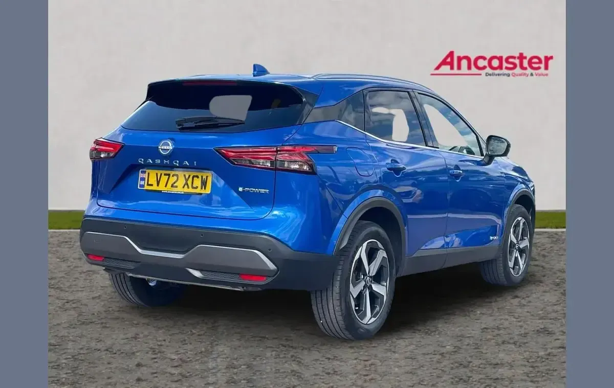 Used Nissan Qashqai N-Connecta 190 HP (139 kW) 2022 Blue SUV