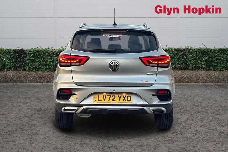 Used MG ZS Exclusive 2022 Silver Hatchback