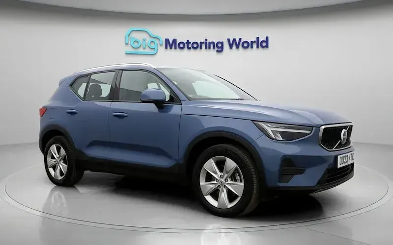 Used Volvo XC40 Core 163 HP (119 kW) 2026 SUV