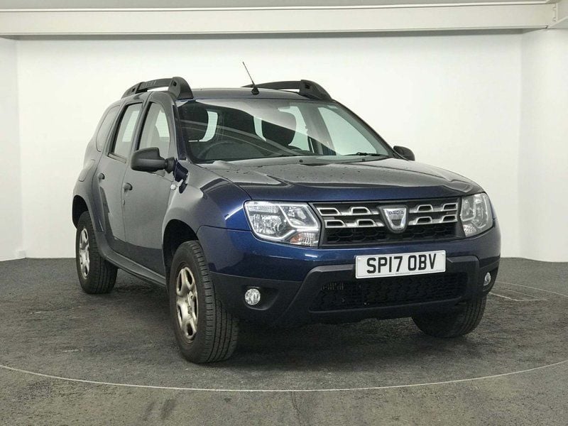 Blue Used 2017 Dacia Duster Ambiance SUV | £6,600 (Good price) - Image 1/4