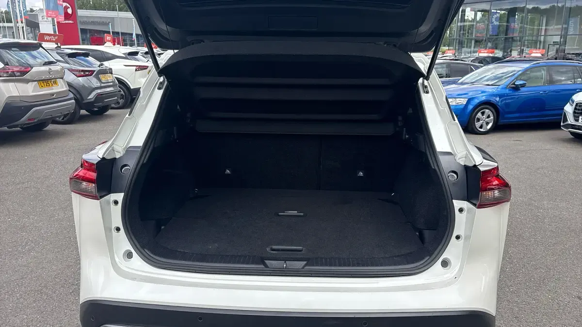 Used Nissan Qashqai N-Connecta 158 HP (116 kW) 2023 White SUV