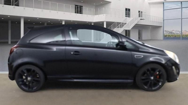Image 2/4