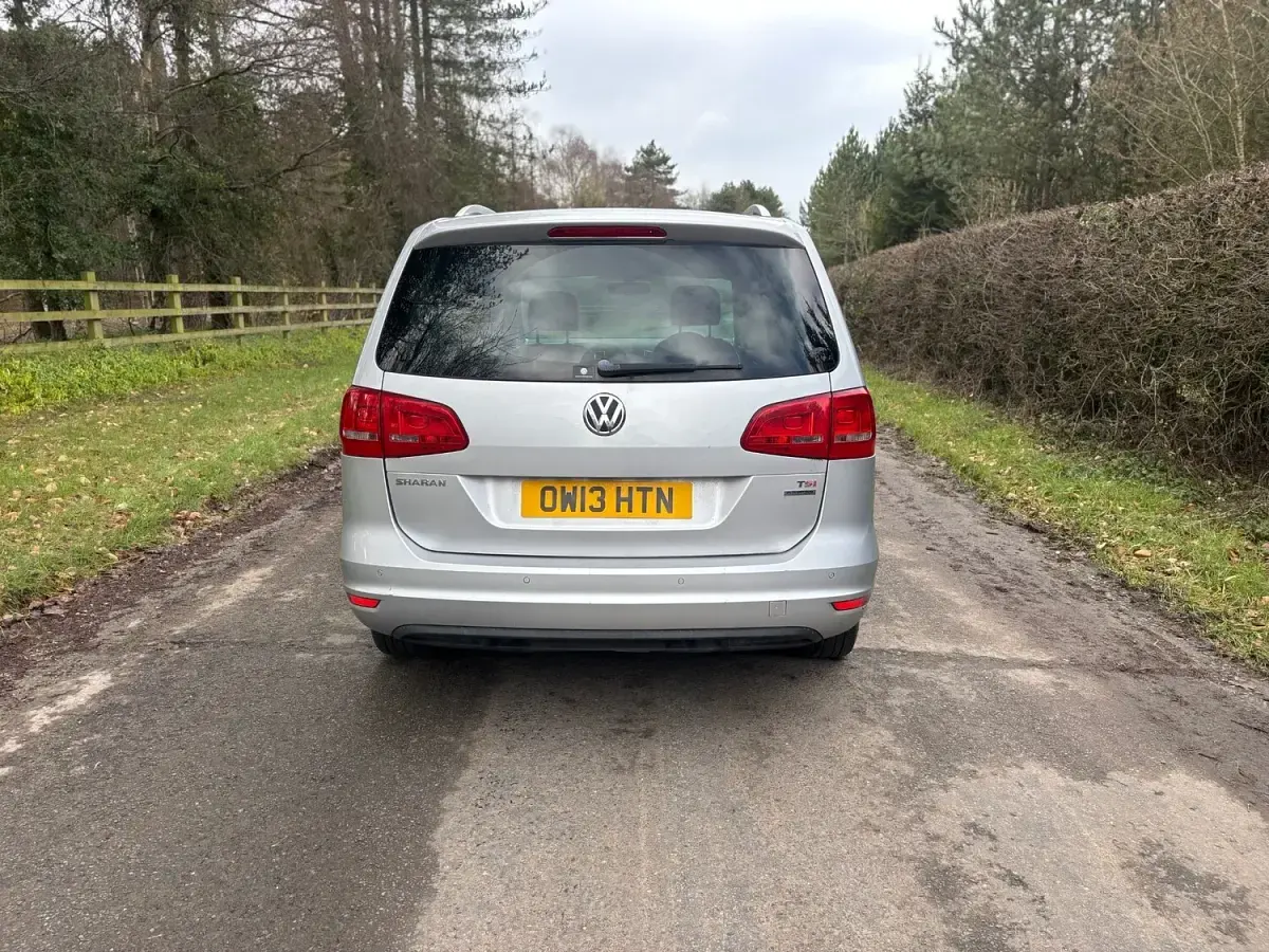 Usado VW Sharan 150 HP (110 kW) 2013 Prateado Monovolume