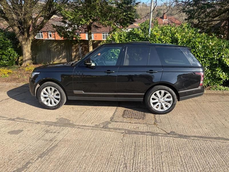 Used Land Rover Range Rover Vogue 258 HP (189 kW) 2014 Black SUV