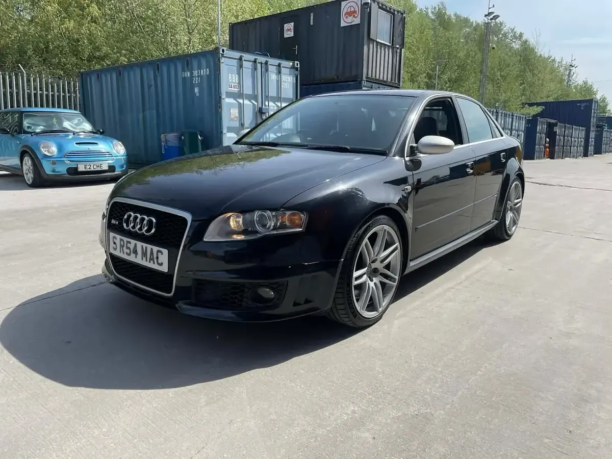 Used Audi RS4 Design 420 HP (308 kW) 2006 Black Sedan