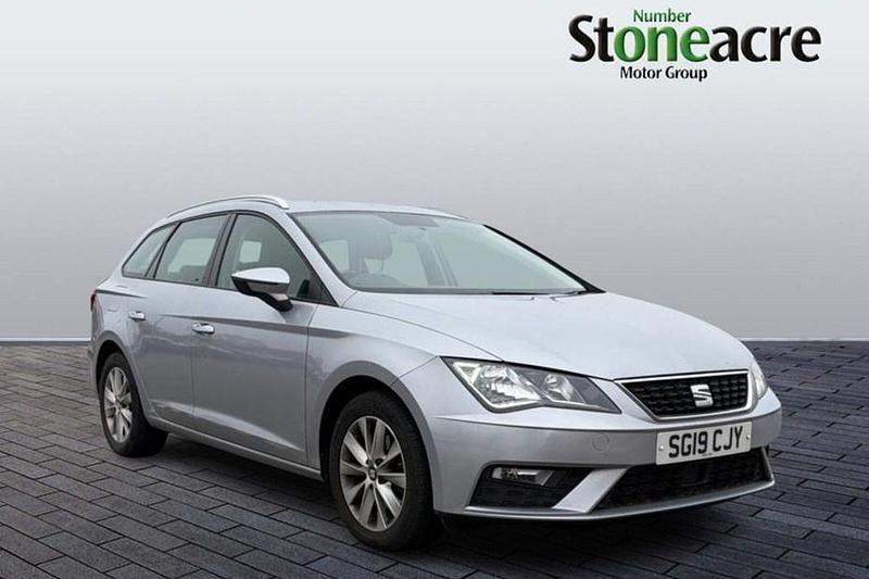 Used Seat Leon ST SE 115 HP (84 kW) 2019 Silver Estate