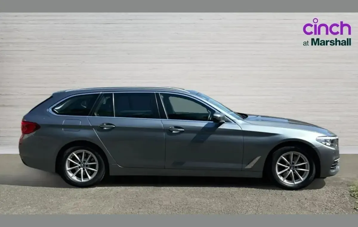 Used BMW 520 Sport Line 190 HP (139 kW) 2018 Blue Estate