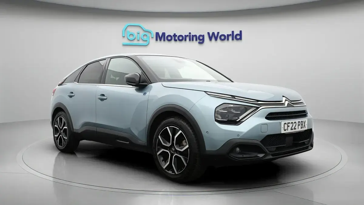 Używany Citroën e-C4 Shine 100 kW (136 KM) 2022 Hatchback