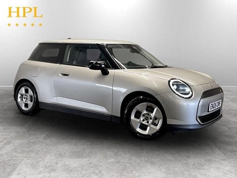 Used Mini Cooper SE Classic 160 kW (218 HP) 2025 Silver Hatchback