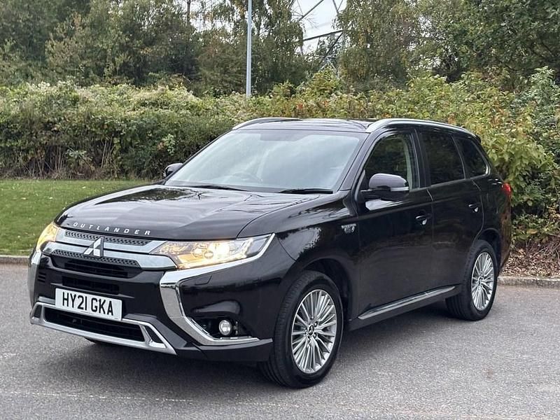 Black Used 2021 Mitsubishi Outlander P-HEV Estate | £16,900 (Fair price) - Image 1/4