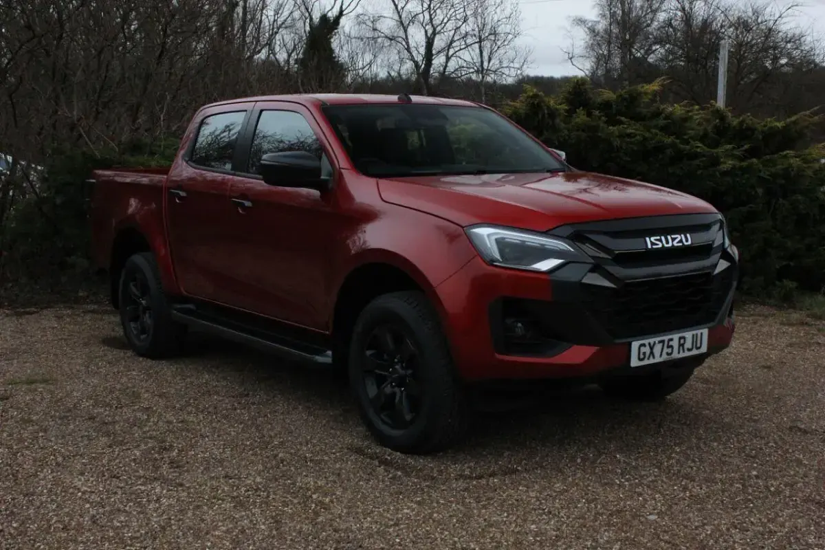 New Isuzu D-Max 2025 Orange Pickup