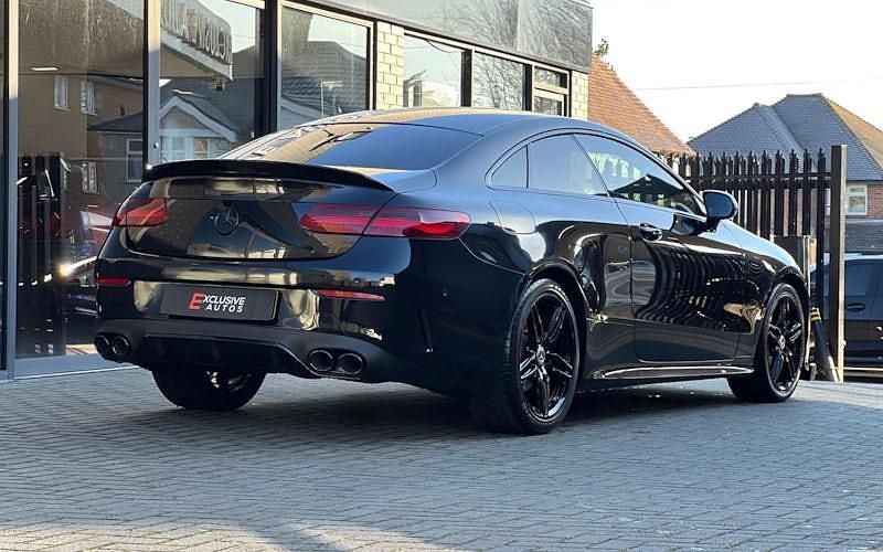 Used Mercedes E220 AMG line 194 HP (142 kW) 2019 Coupe