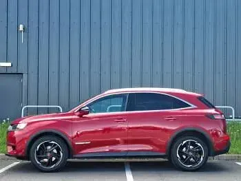 Used DS Automobiles DS7 Crossback Performance 131 HP (96 kW) 2019 Red SUV