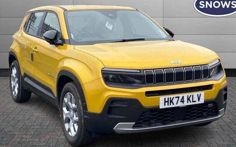 Yellow New 2025 Jeep Avenger Altitude SUV | £20,460 (Good price) - Image 1/4